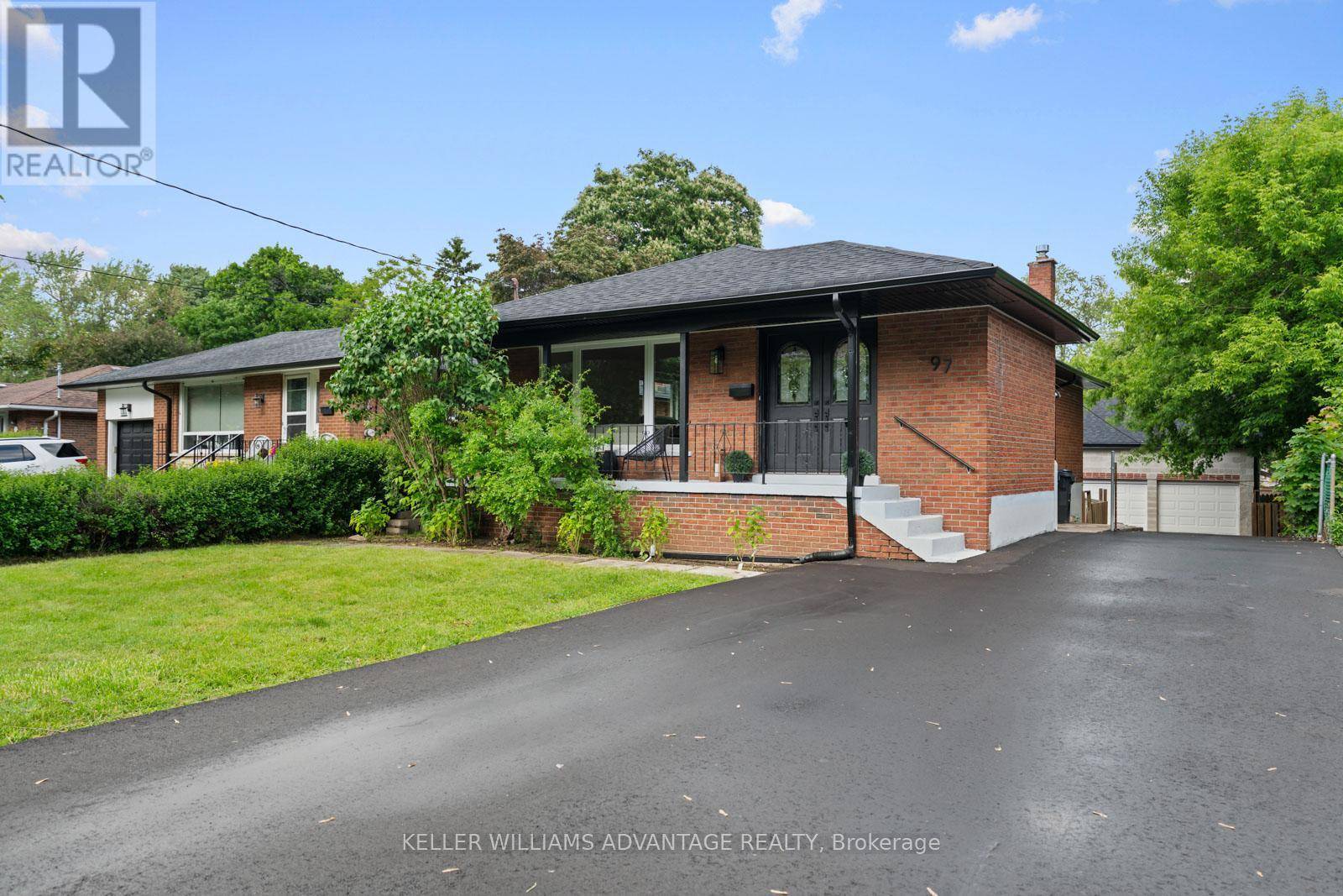 Toronto (cliffcrest), ON M1M2N3,97 GRADWELL DRIVE