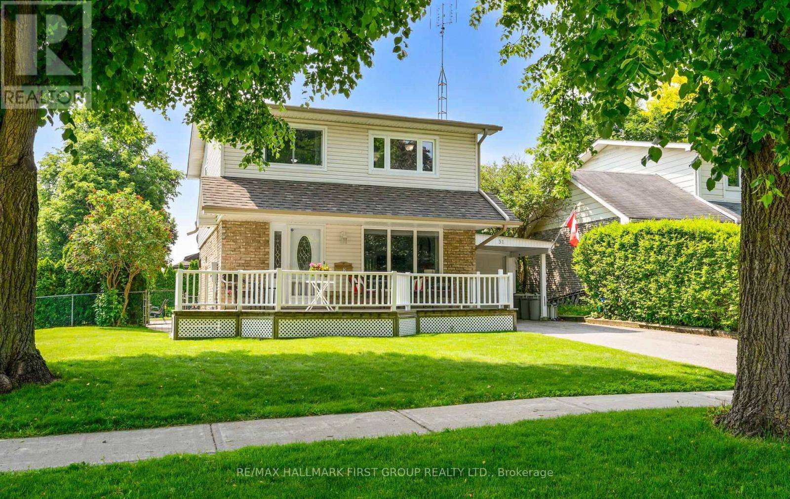 31 MICHAEL BOULEVARD, Whitby (lynde Creek), ON L1N5P6