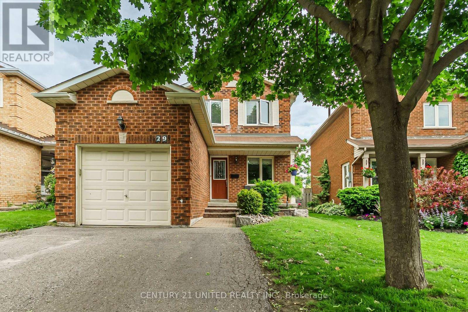 Clarington (bowmanville), ON L1C4N1,29 WRENN BOULEVARD