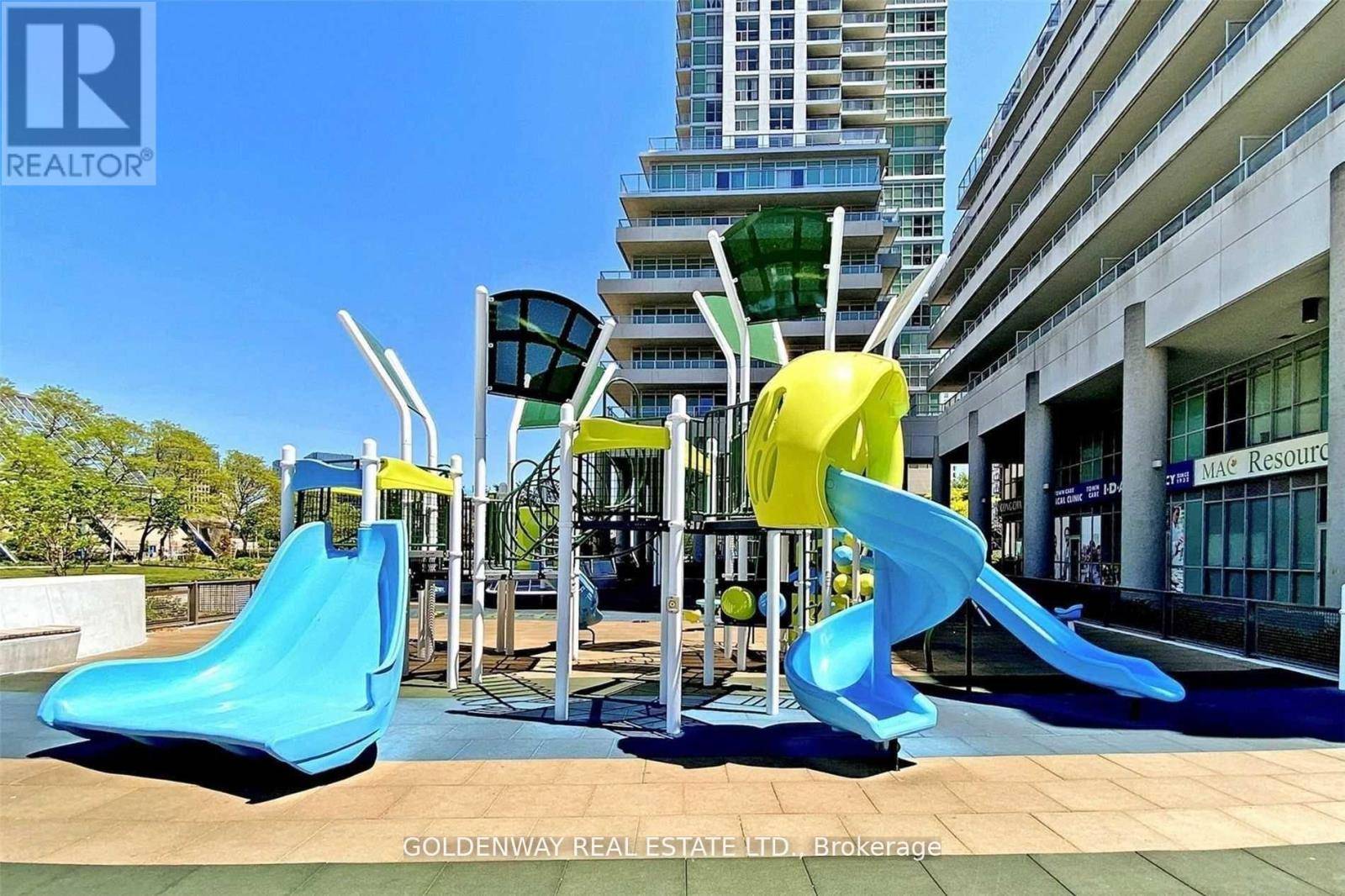 Toronto (bendale), ON M1P0B2,70 Town Centre CT #2503