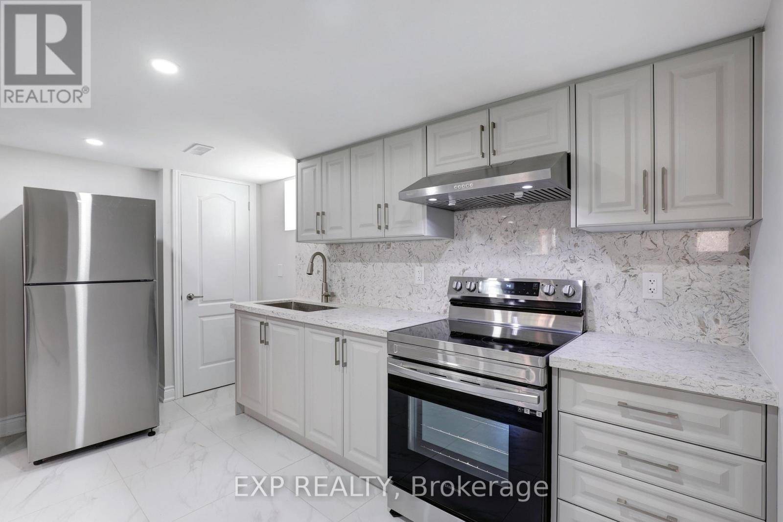 Toronto (east York), ON M4J2G9,432 Mortimer AVE #Lower