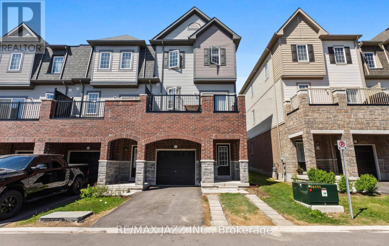 Clarington (bowmanville), ON L1C7H7,87 HONEY CRISP LANE
