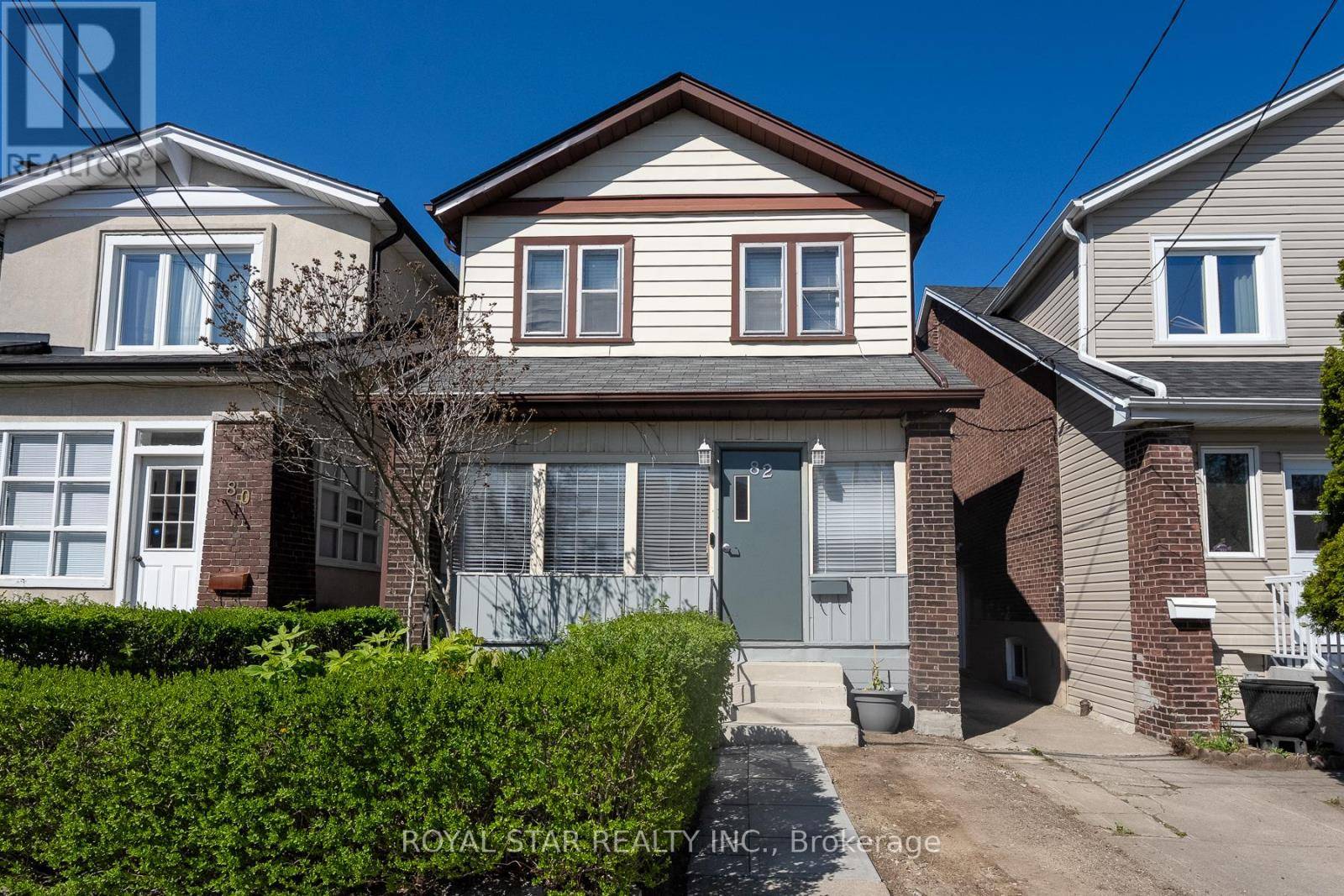 82 WESTLAKE AVENUE, Toronto (east End-danforth), ON M4C4R1