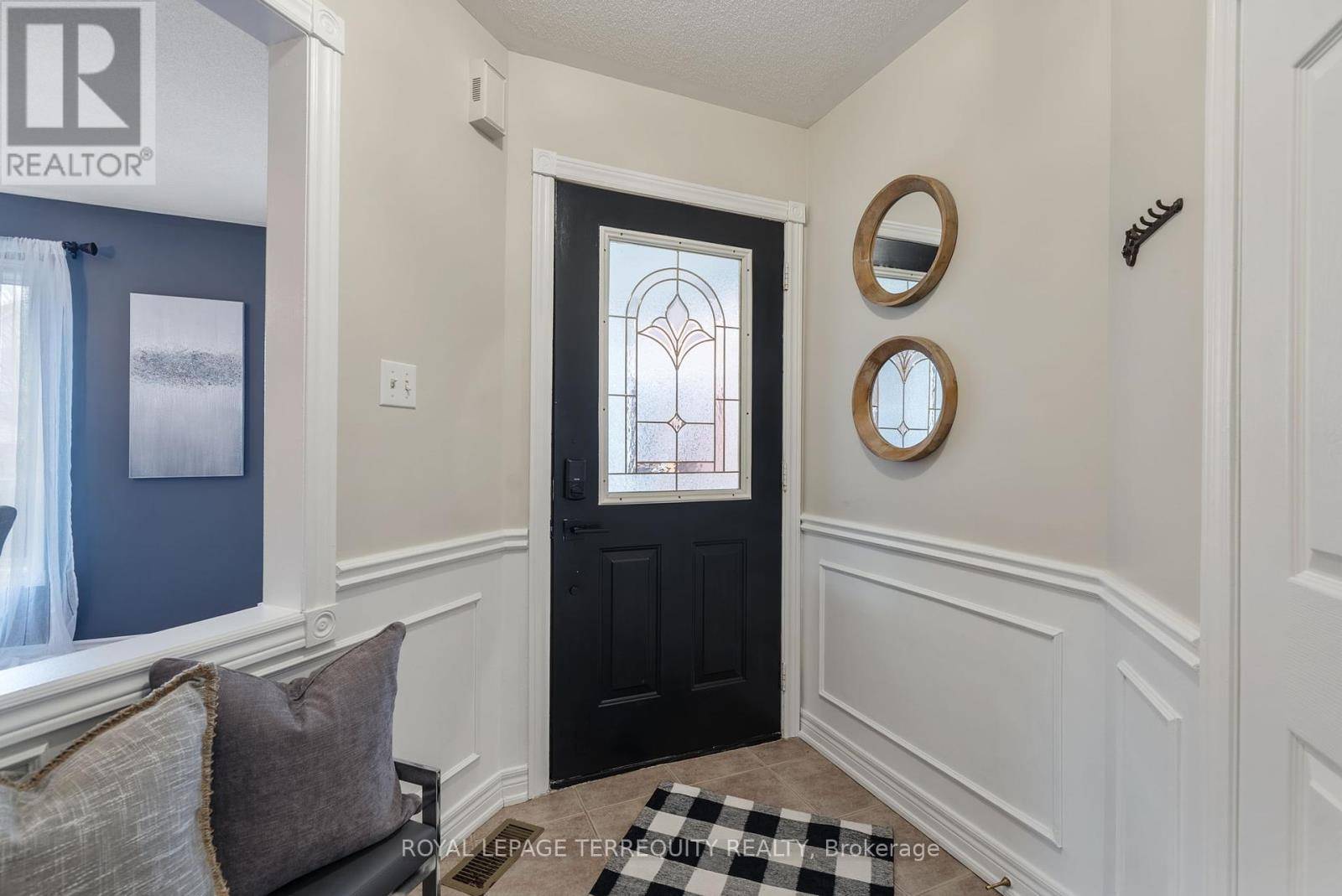 Whitby (brooklin), ON L1M1J8,45 ASTER CRESCENT