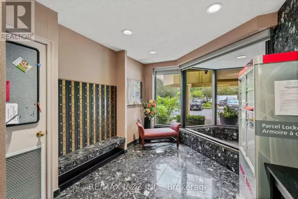 Oshawa (centennial), ON L1G7T2,900 Wilson RD North #404
