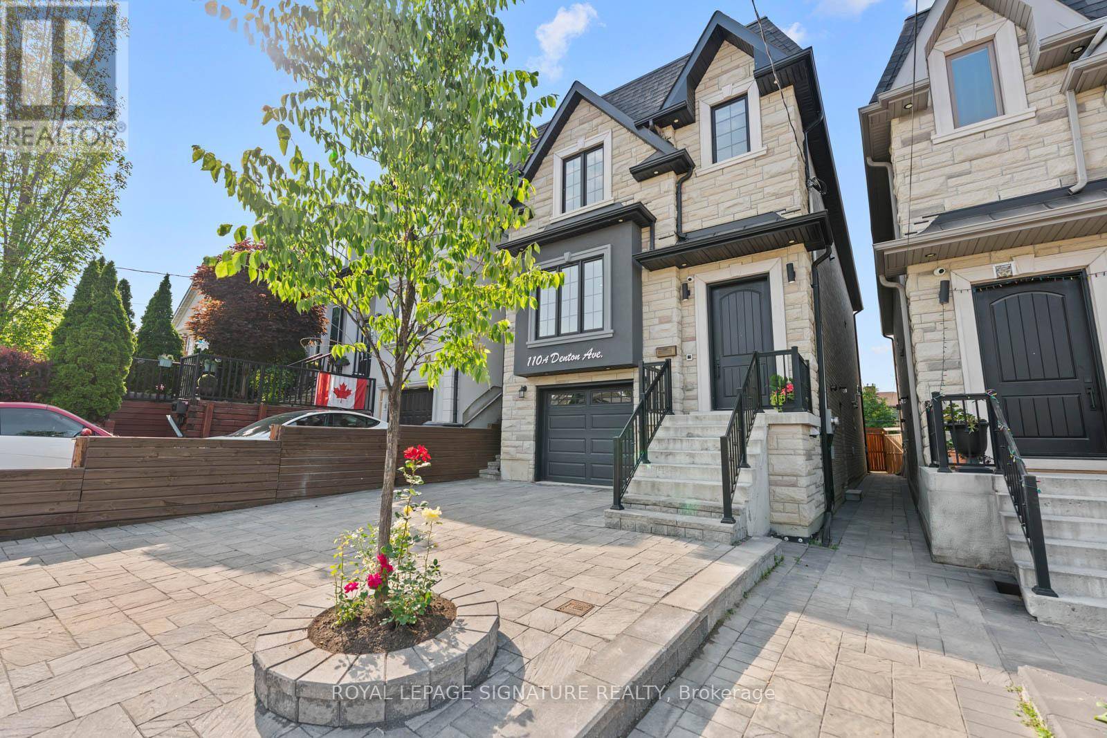 Toronto (oakridge), ON M1L1G6,110A DENTON AVENUE