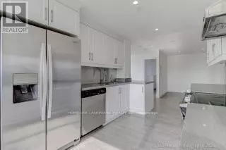 Toronto (steeles), ON M1W3X8,175 Bamburgh CIR North #Ph15