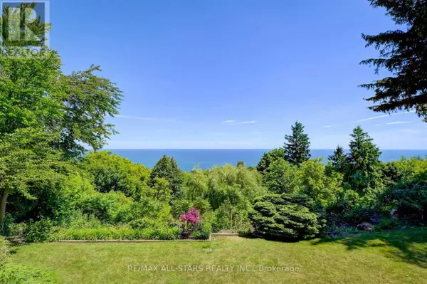 5 HILL CRESCENT, Toronto (scarborough Village), ON M1M1H7