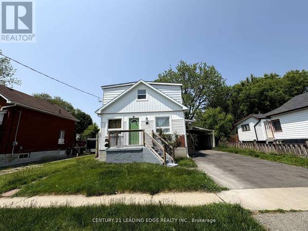 Oshawa (central), ON L1H2K9,128 Summer ST #MAIN