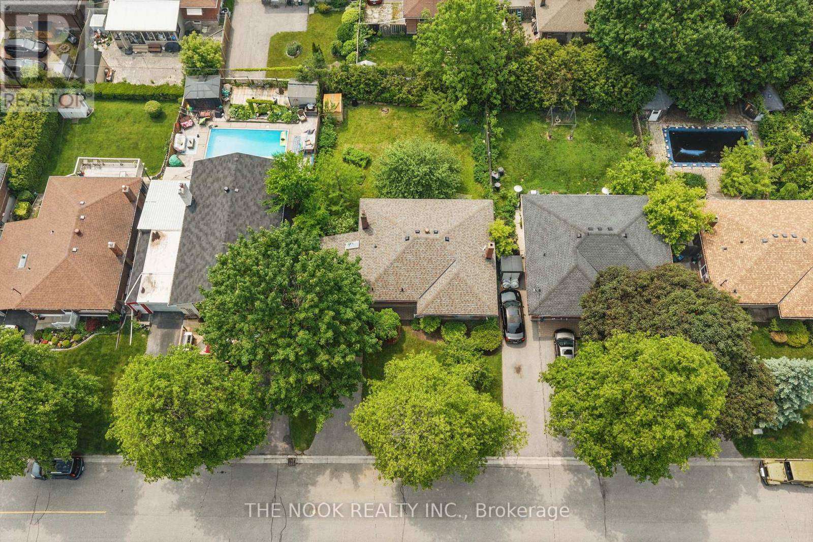 Oshawa (eastdale), ON L1G6G6,298 DOVER STREET