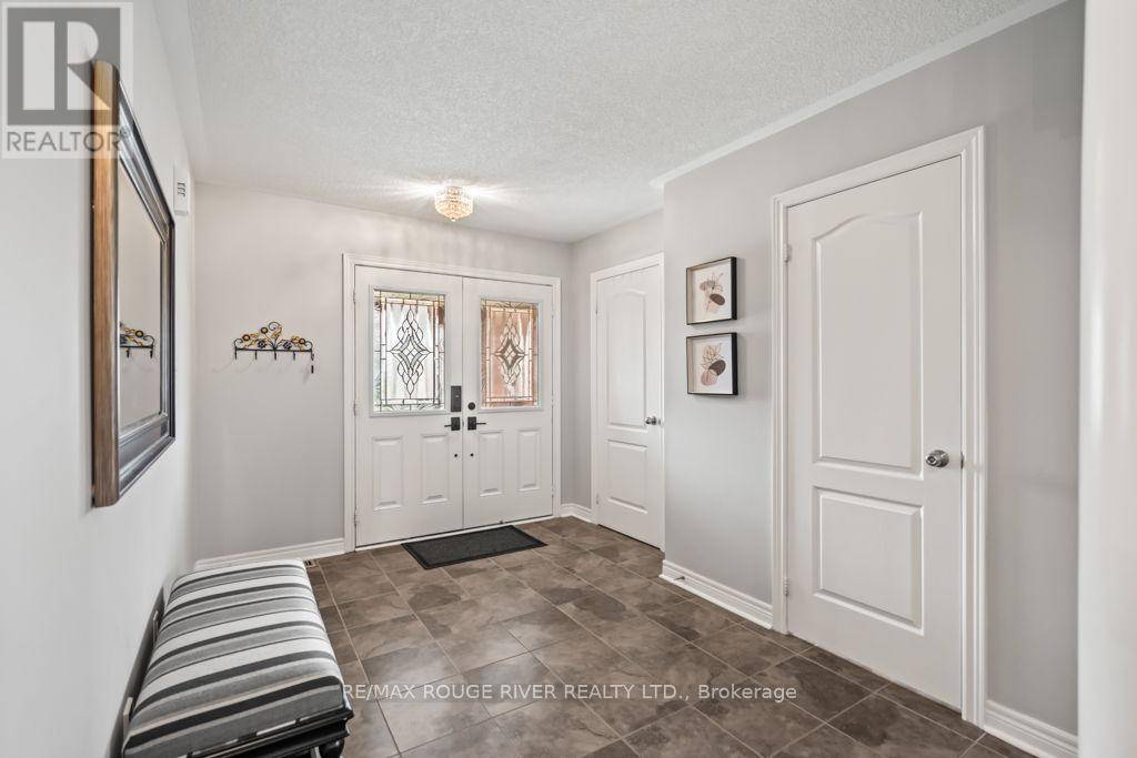 Oshawa (taunton), ON L1K0N4,1366 HARLSTONE CRESCENT