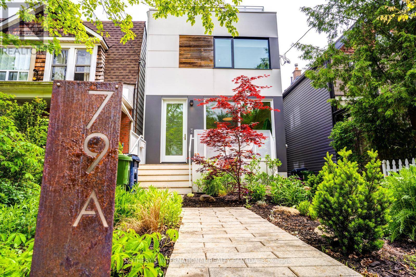 79 Eaton AVE #1, Toronto (danforth), ON M4J2Z4