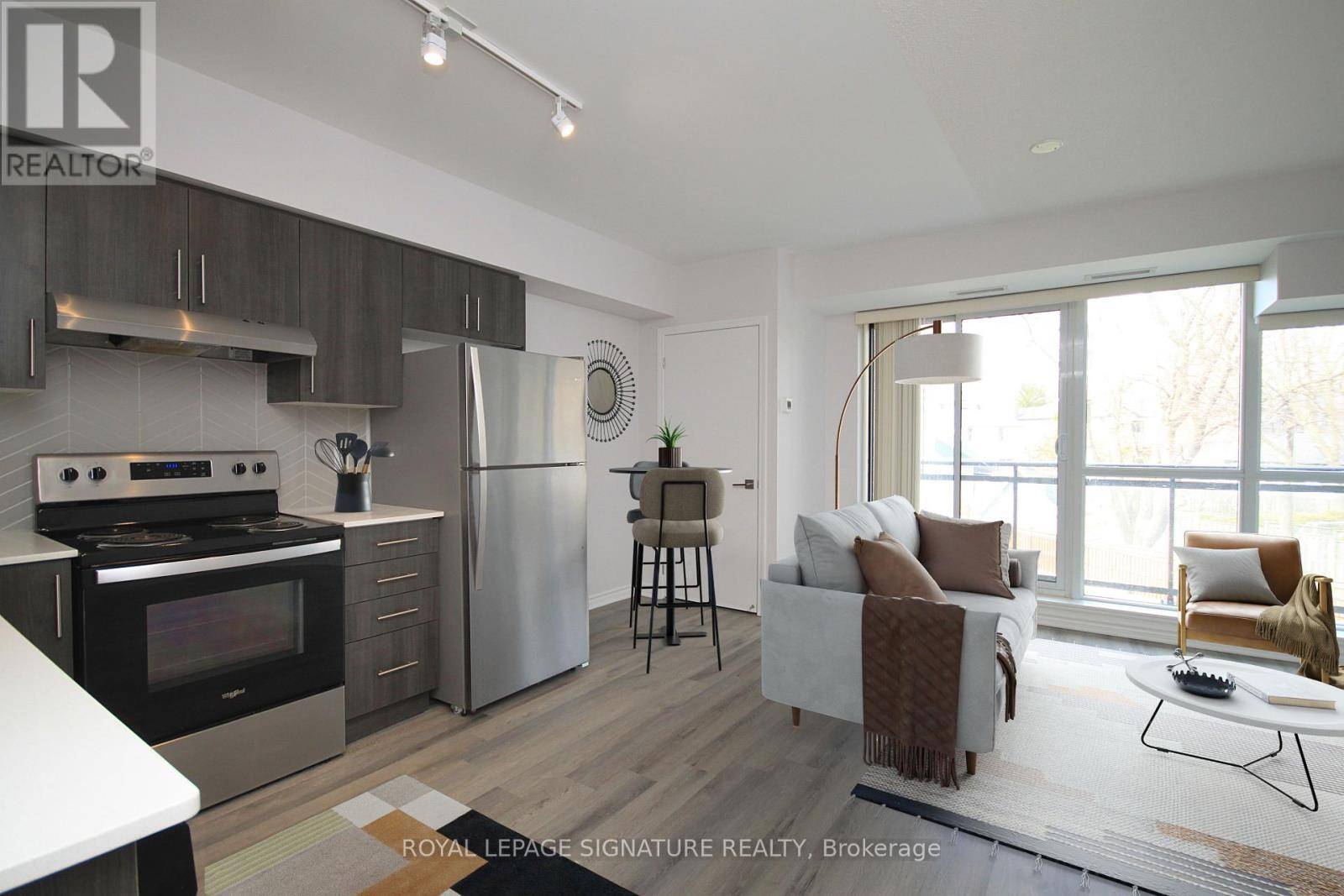 Toronto (west Hill), ON M1E3B6,1 Falaise RD #212