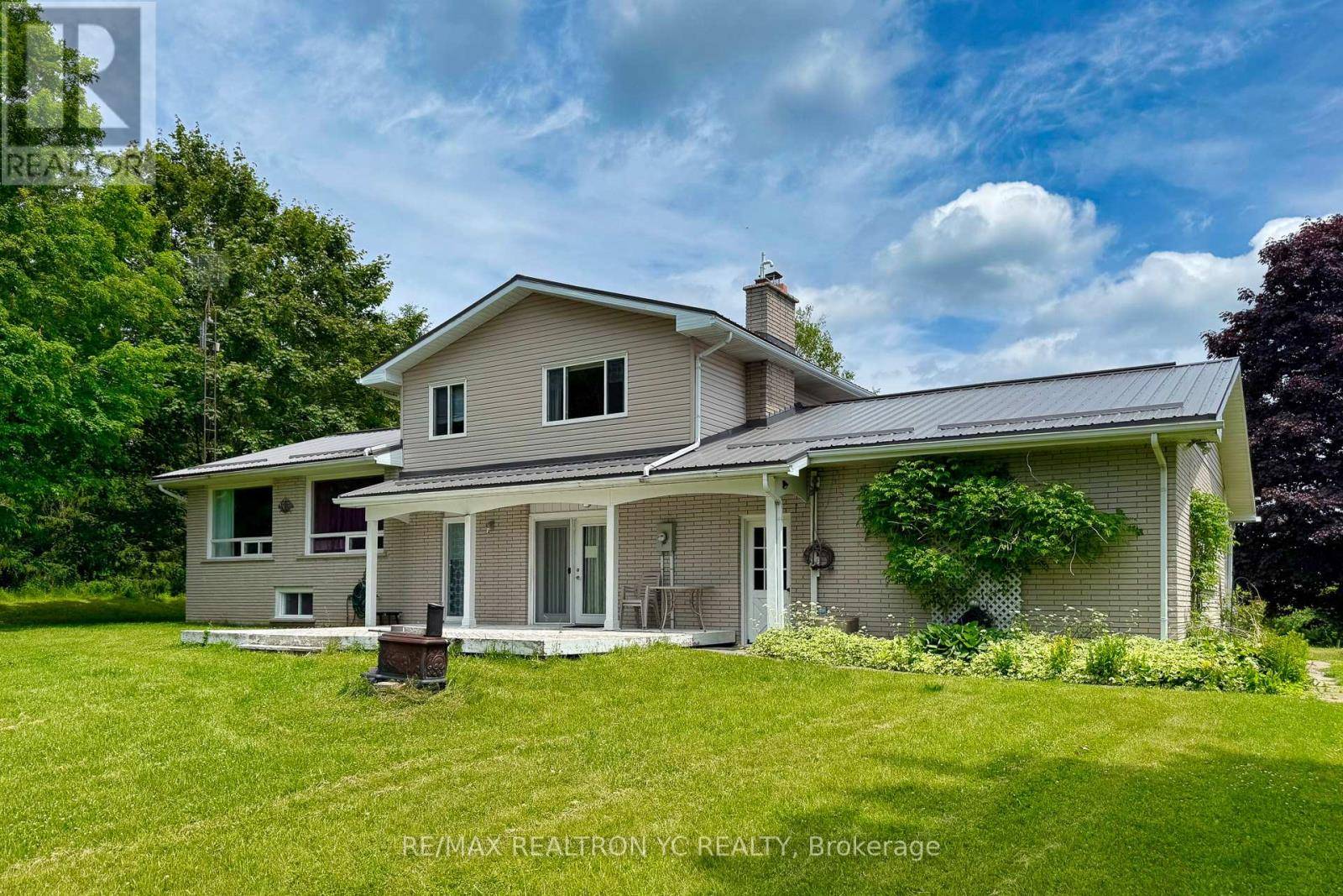 Oshawa, ON L1H7K4,4106 GRANDVIEW STREET N