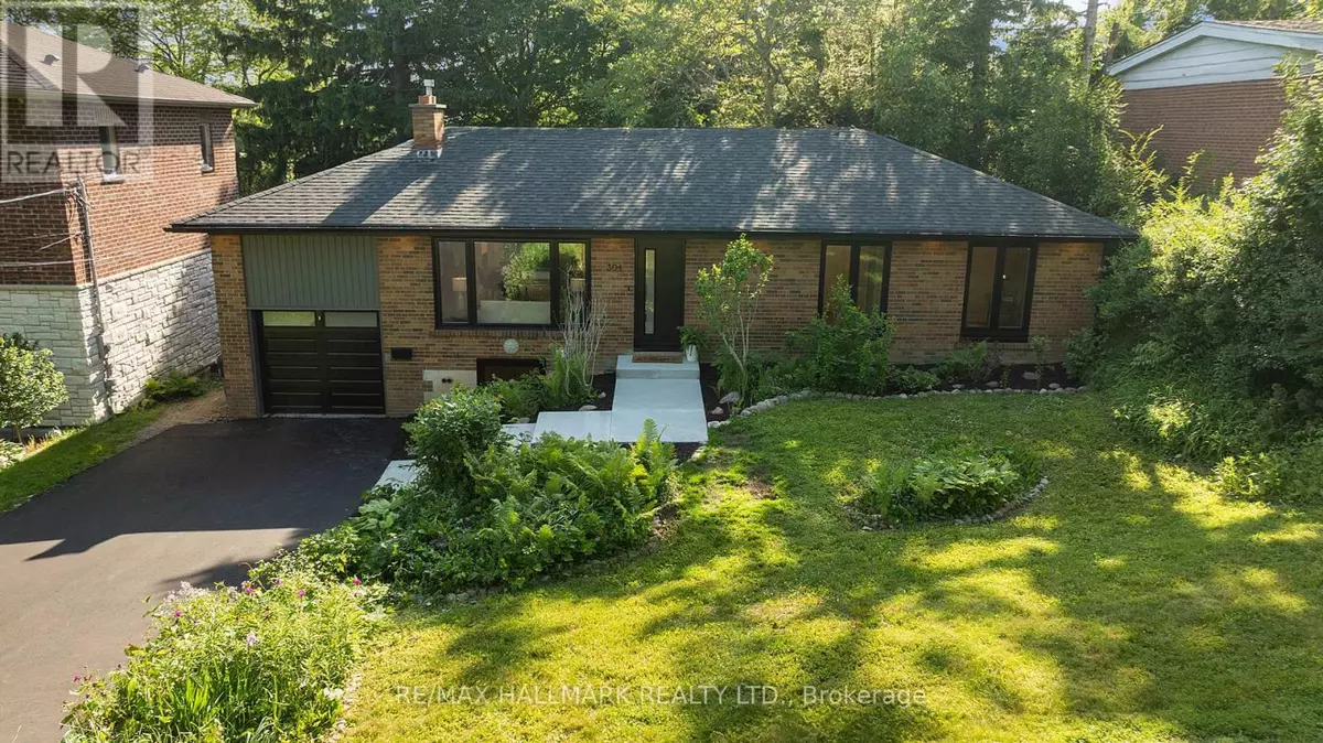 Toronto (rouge), ON M1C2W4,304 EAST AVENUE E