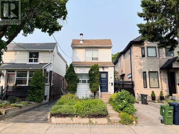 Toronto (danforth Village-east York), ON M4J3W5,79 WILEY AVENUE