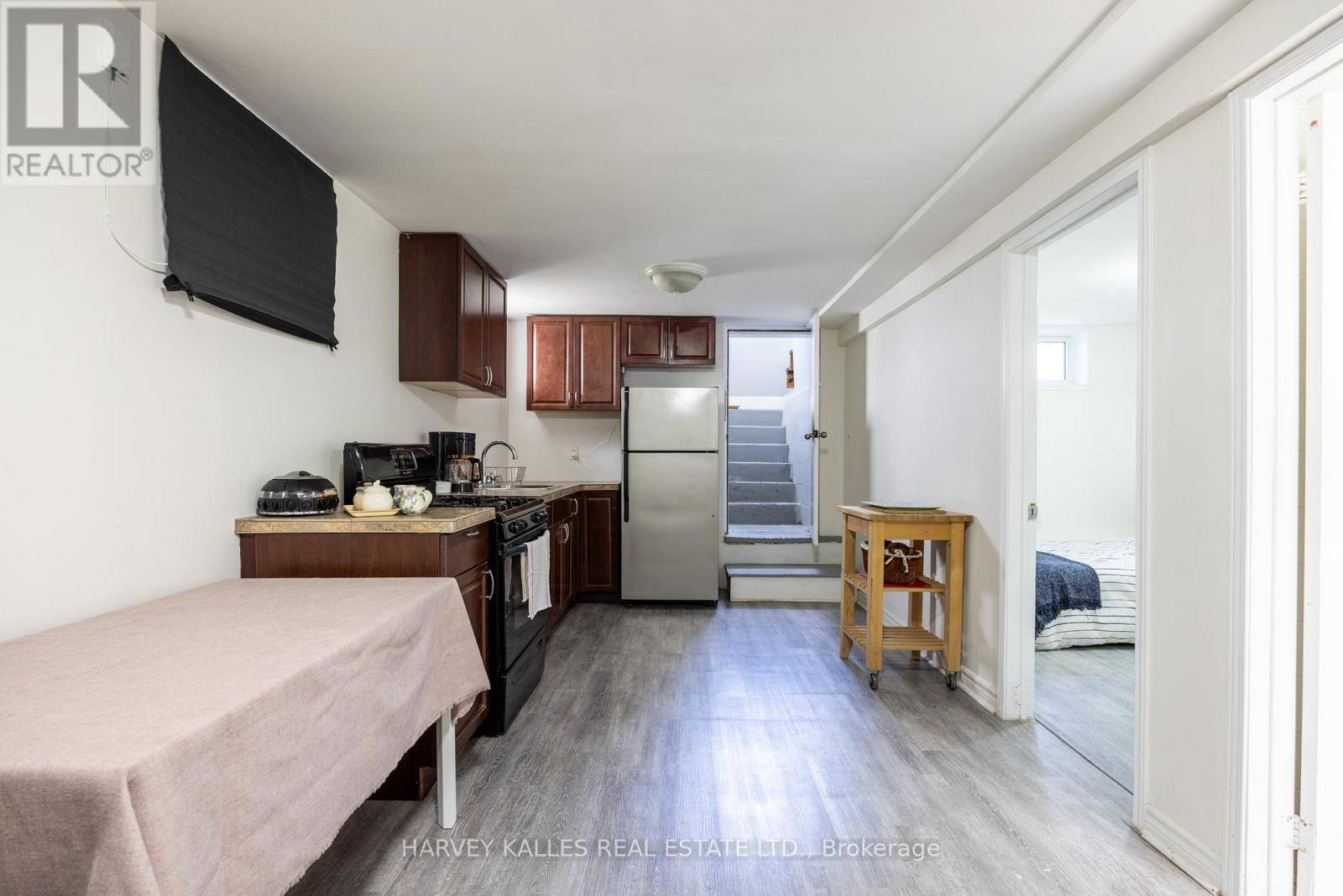 Toronto (danforth Village-east York), ON M4J2K6,210 Gowan AVE #Basement
