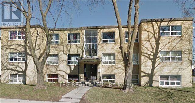 276 Saguenay AVE #11, Oshawa (mclaughlin), ON L1J2M8