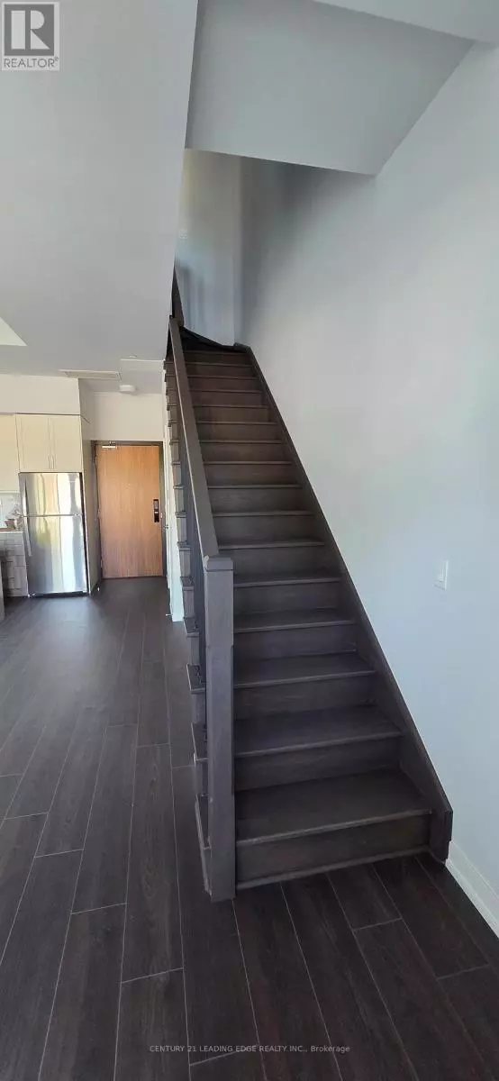 Whitby (downtown Whitby), ON L1N4K2,201 Brock ST South #103
