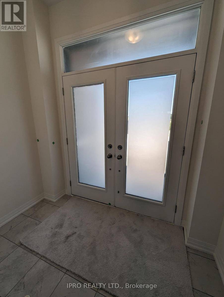 Pickering (duffin Heights), ON L1X2R2,1175 MARATHON AVENUE