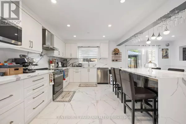 Toronto (centennial Scarborough), ON M1C3B8,87 BONACRES AVENUE