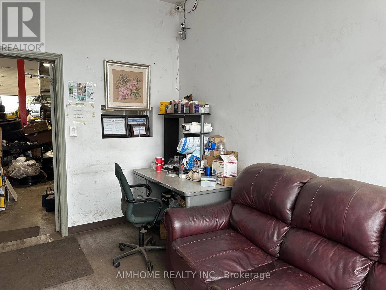 Toronto (rouge), ON M1X0C2,2835 Markham RD #12