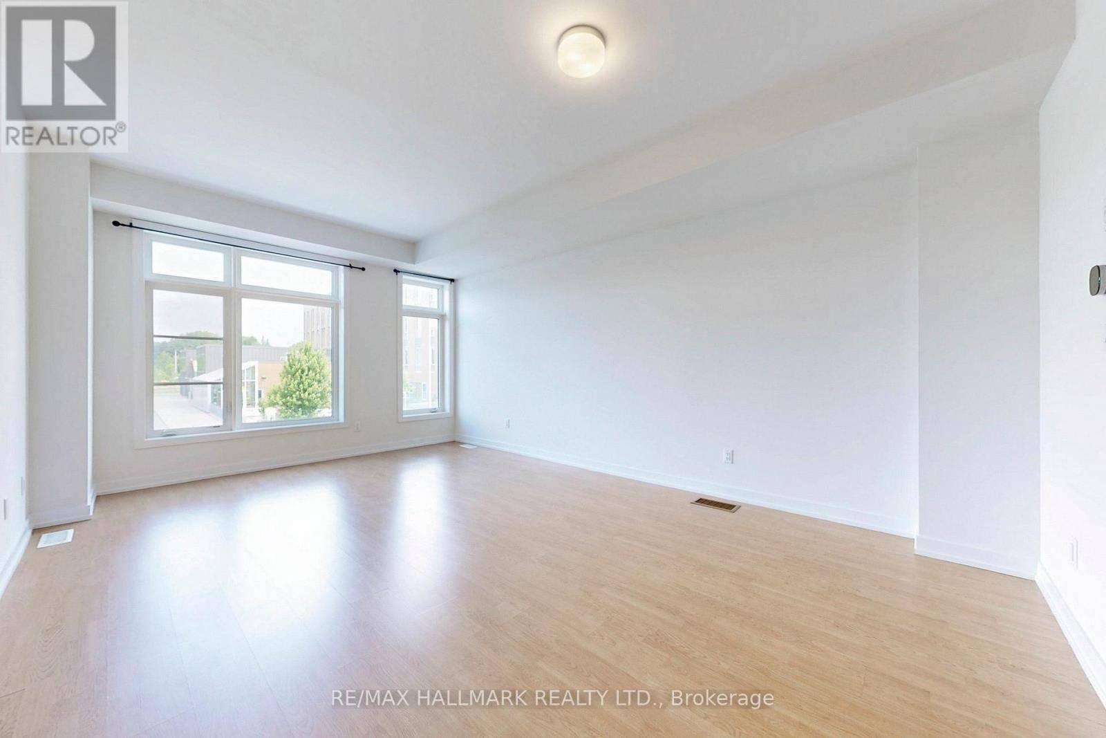Toronto (bendale), ON M1P3C1,134 BROCKLEY DRIVE