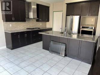 Whitby (lynde Creek), ON L1P1Y5,16 WESTFIELD DRIVE N