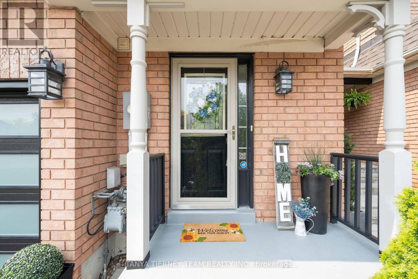 Whitby (brooklin), ON L1M1E2,103 ZACHARY PLACE