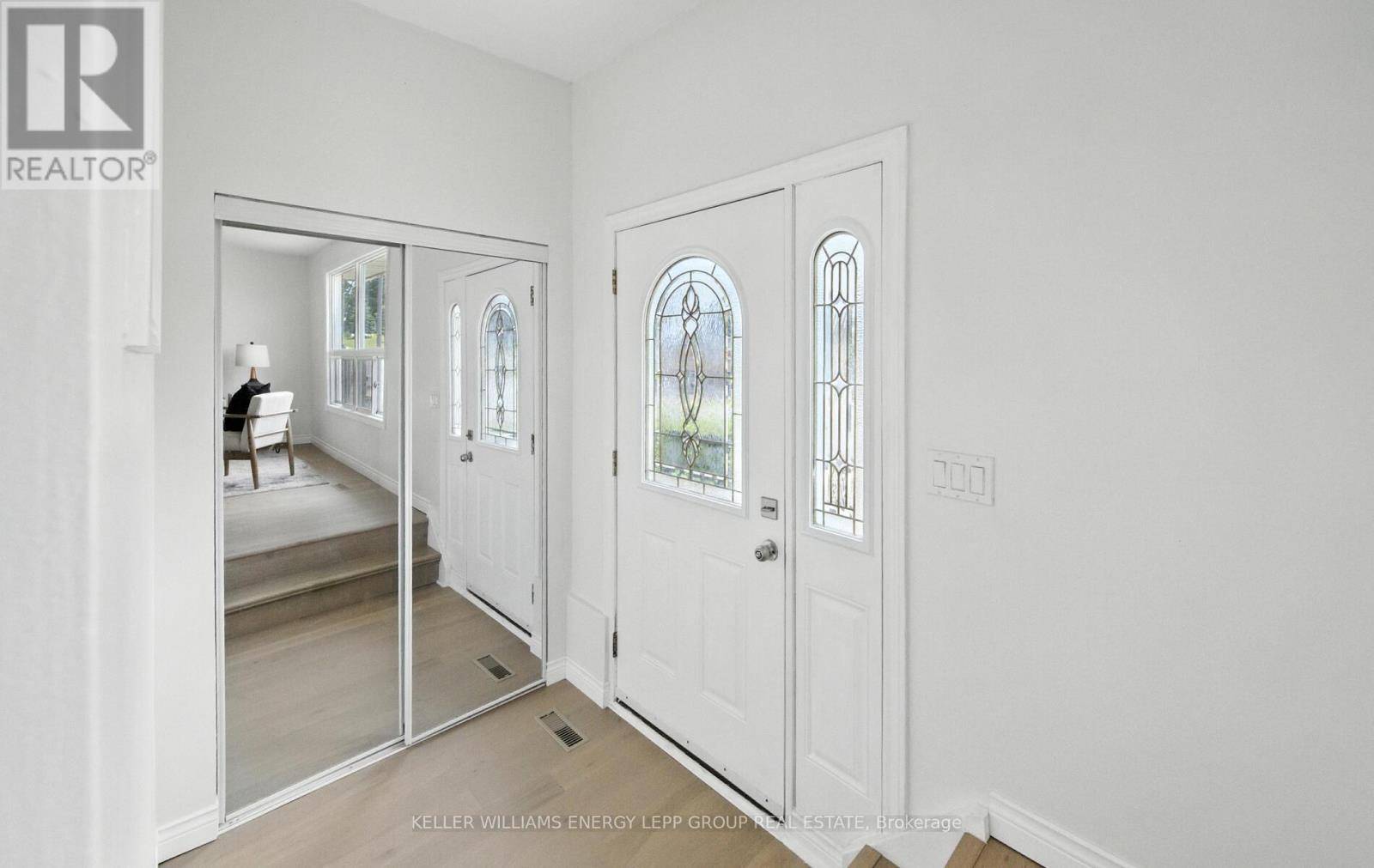 Oshawa (vanier), ON L1J4J2,472 PARK ROAD S