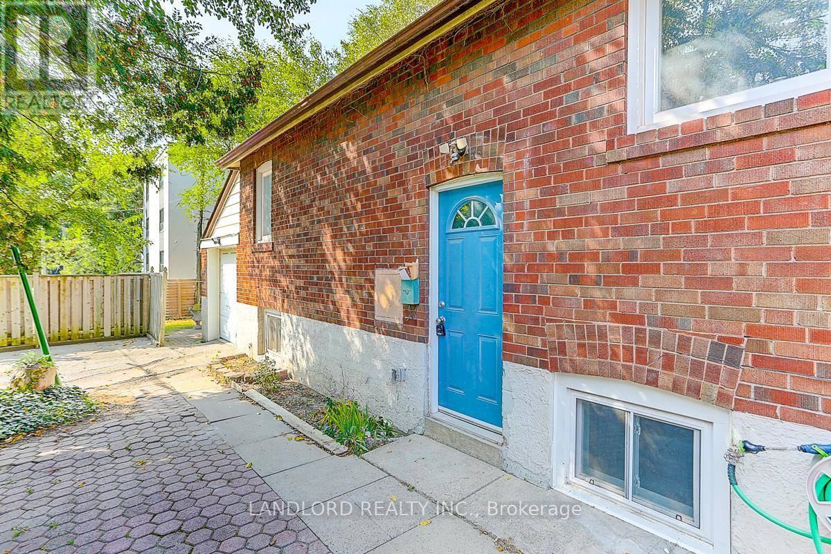 Toronto (broadview North), ON M4K2T2,1206 Broadview AVE #Lower