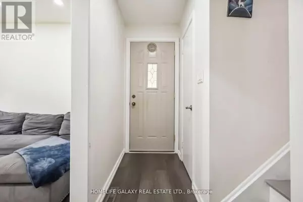 Oshawa (eastdale), ON L1G1W5,673 LANSDOWNE DRIVE