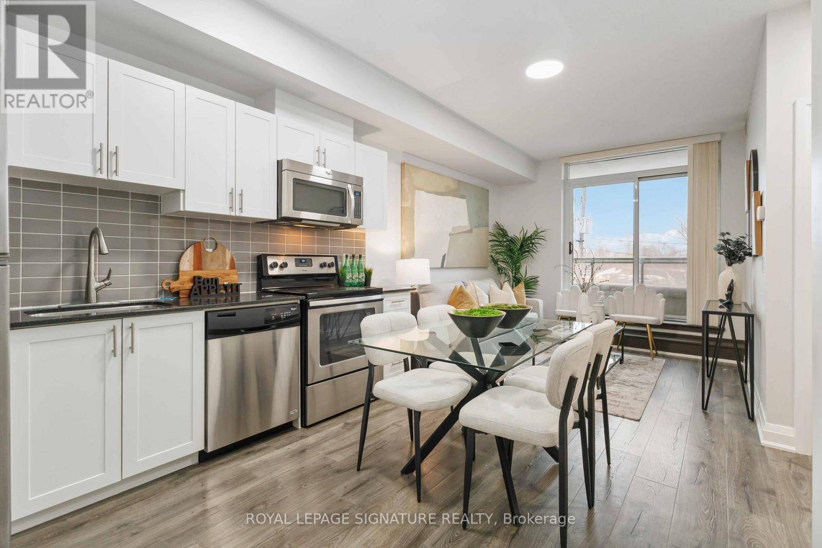 3520 Danforth AVE #212, Toronto (oakridge), ON M1L1E5