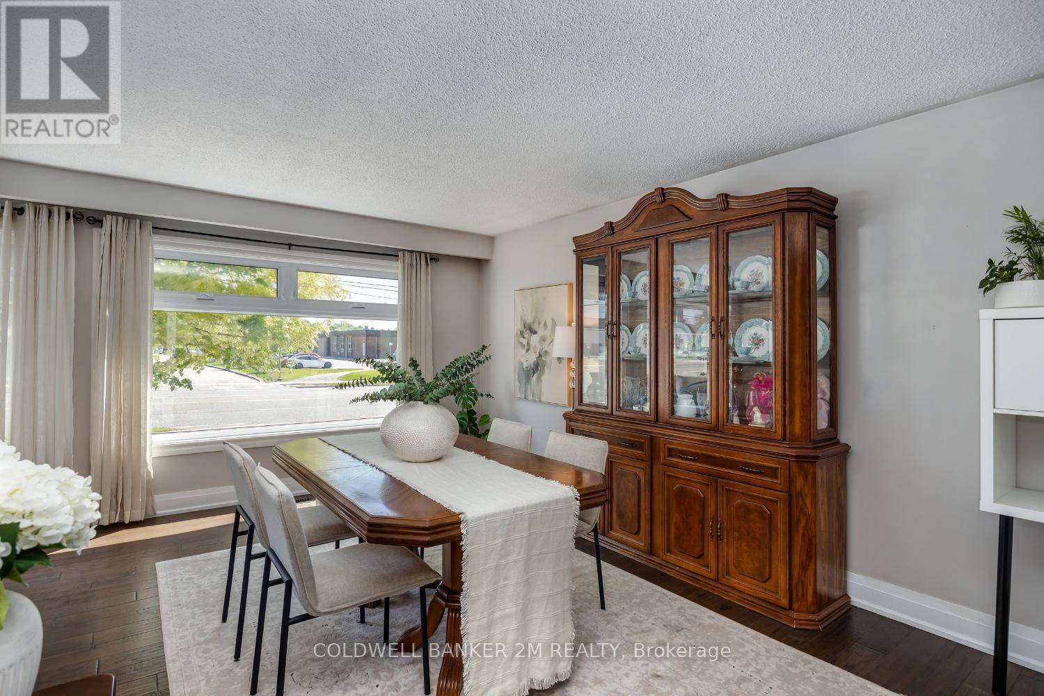 Oshawa (eastdale), ON L1G6L5,246 HARMONY ROAD N