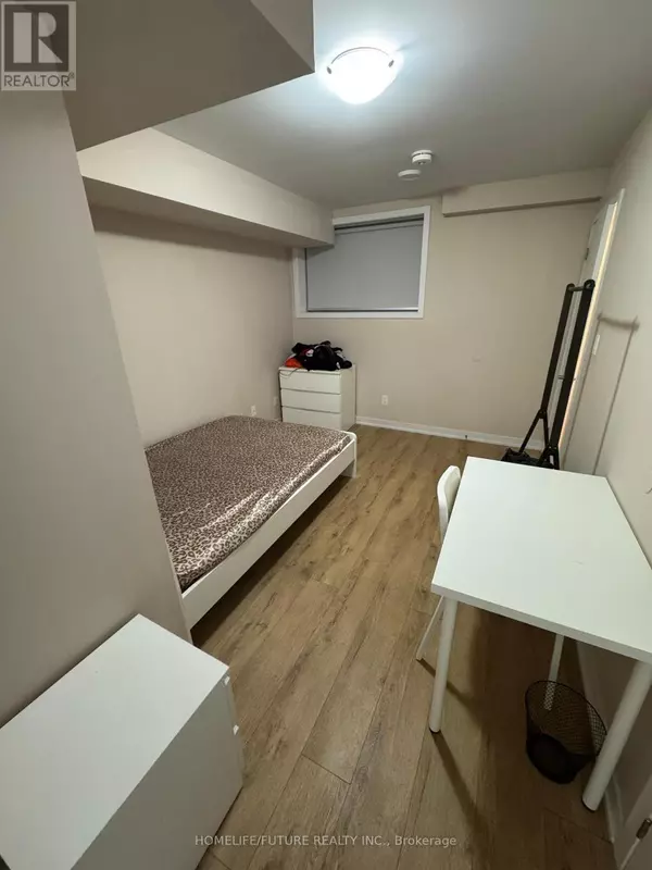 1760 Simcoe ST North #65, Oshawa (samac), ON L1G0C3