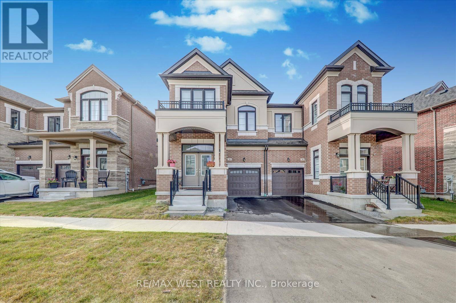 Whitby, ON L1P0P8,18 BROMFIELD STREET