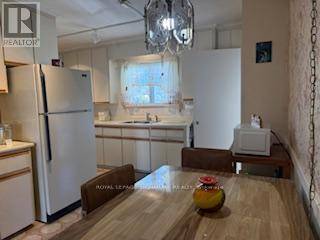 Toronto (centennial Scarborough), ON M1C2K7,7 BRUMWELL STREET