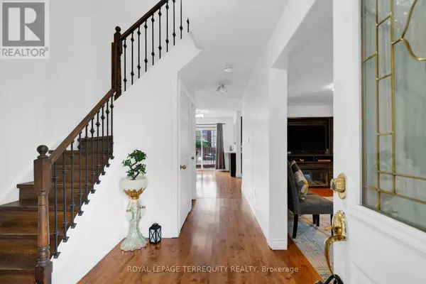 Toronto (cliffcrest), ON M1M3V3,94 BRIMLEY ROAD