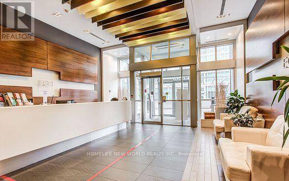 Toronto (bendale), ON M1P0B2,70 Town Centre CT #1202