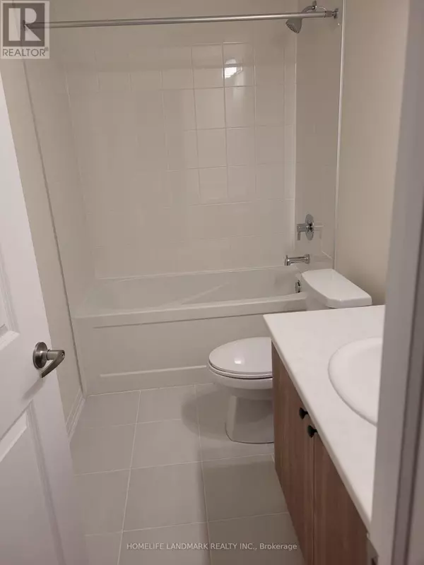 Toronto (malvern), ON M1B0E8,155 Tapscott RD #5