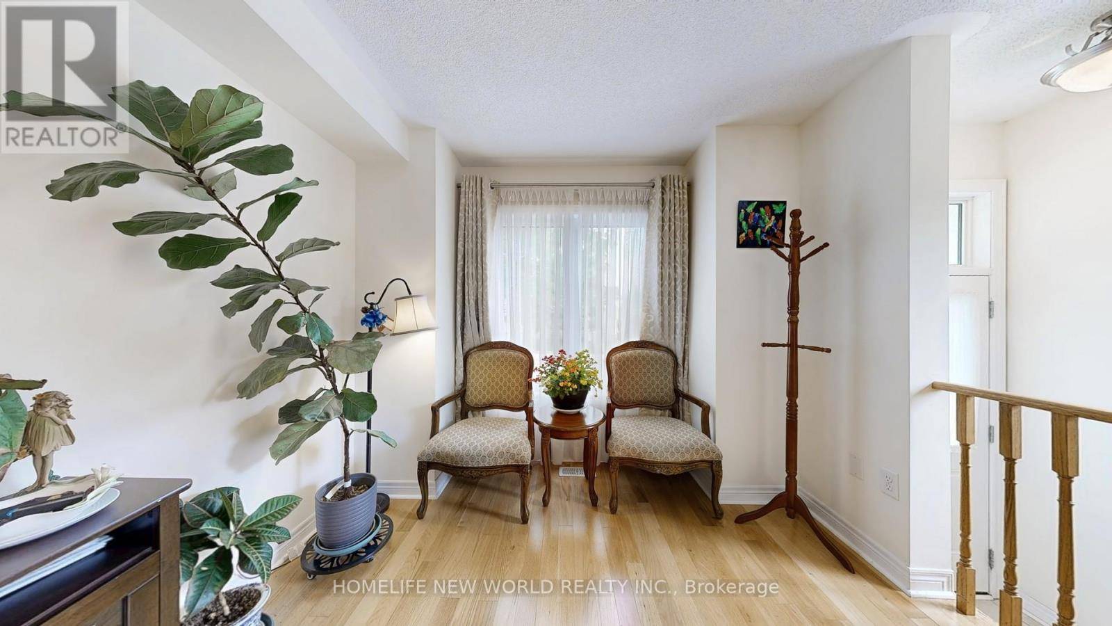 Toronto (dorset Park), ON M1P0C2,49 KAWNEER TERRACE