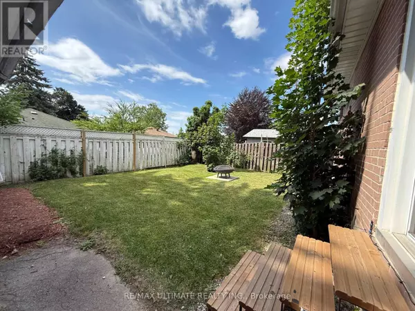 Whitby (williamsburg), ON L1N3H8,313 ROSSLAND ROAD W