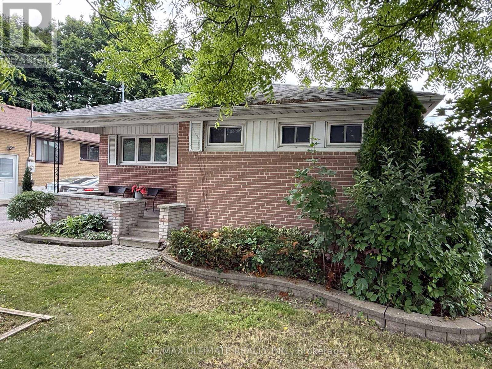 Whitby (williamsburg), ON L1N3H8,313 ROSSLAND ROAD W