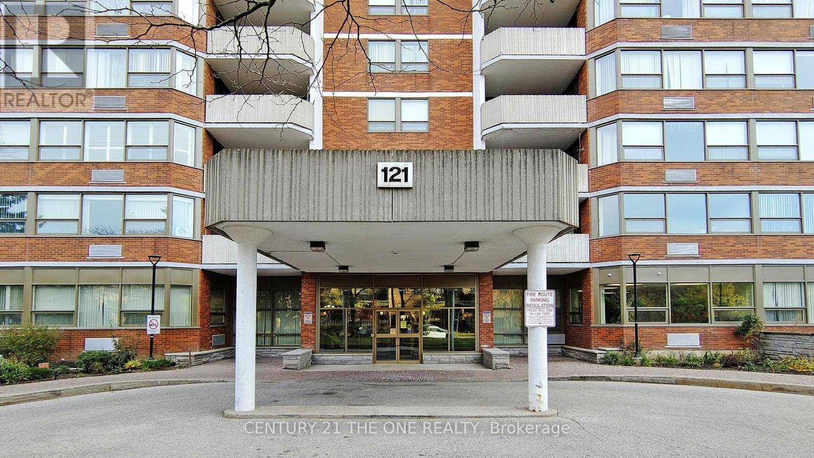 121 Ling RD #808, Toronto (west Hill), ON M1E4Y2