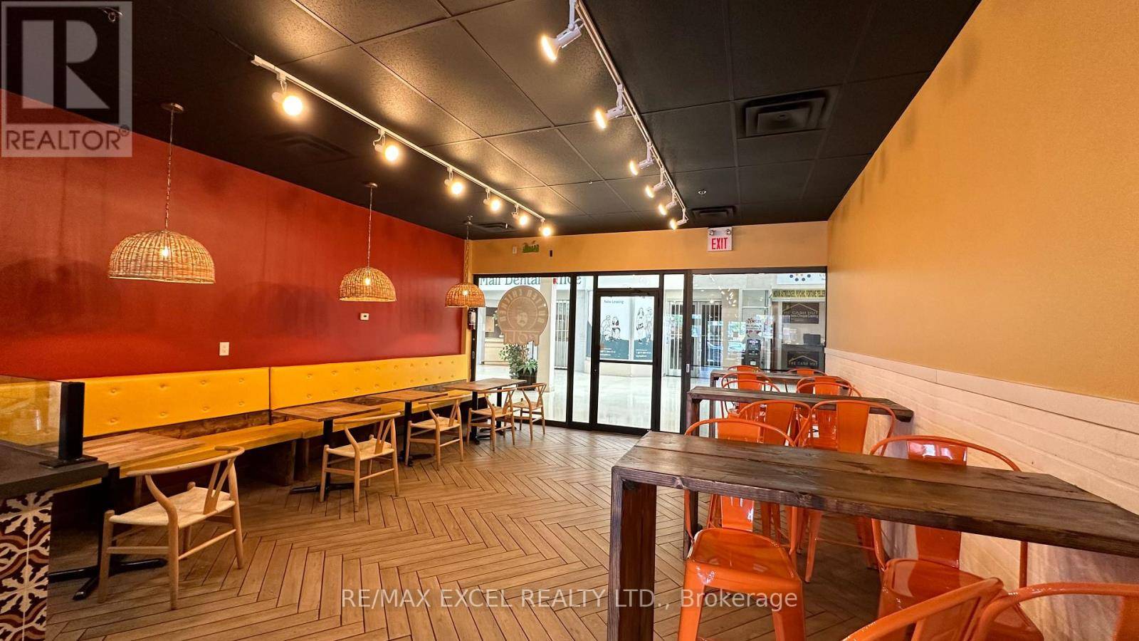 Whitby (downtown Whitby), ON L1N2K9,1615 DUNDAS STREET E