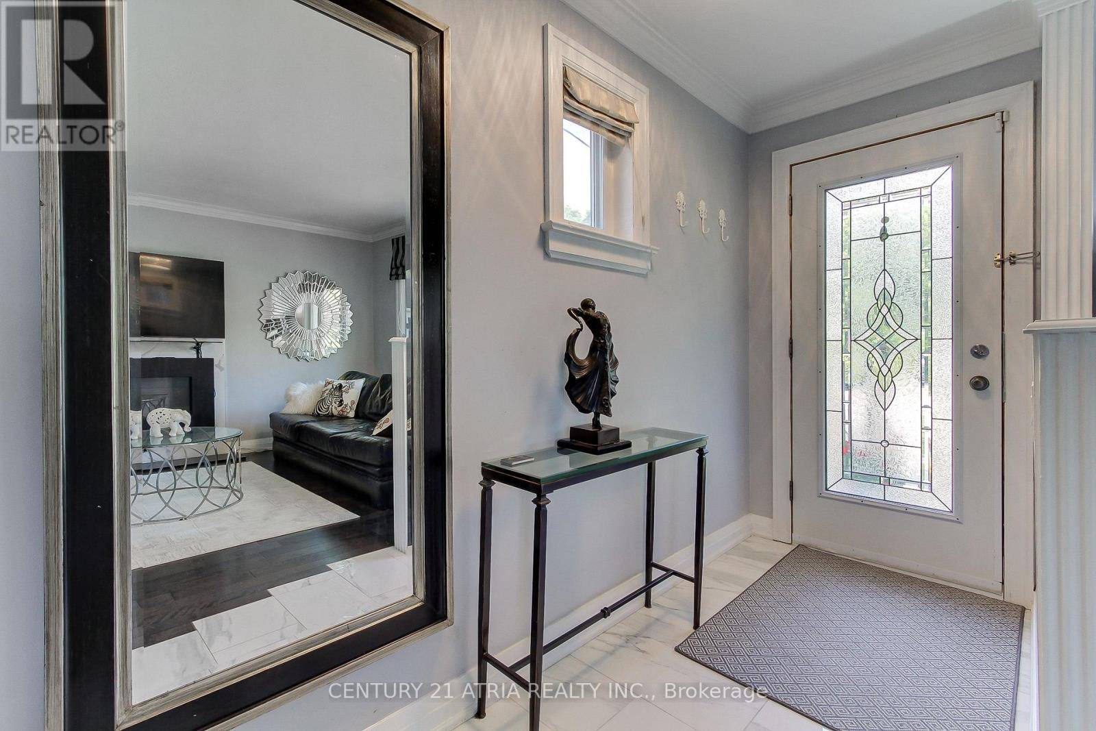Toronto (crescent Town), ON M4C5G8,4 BRYANT AVENUE