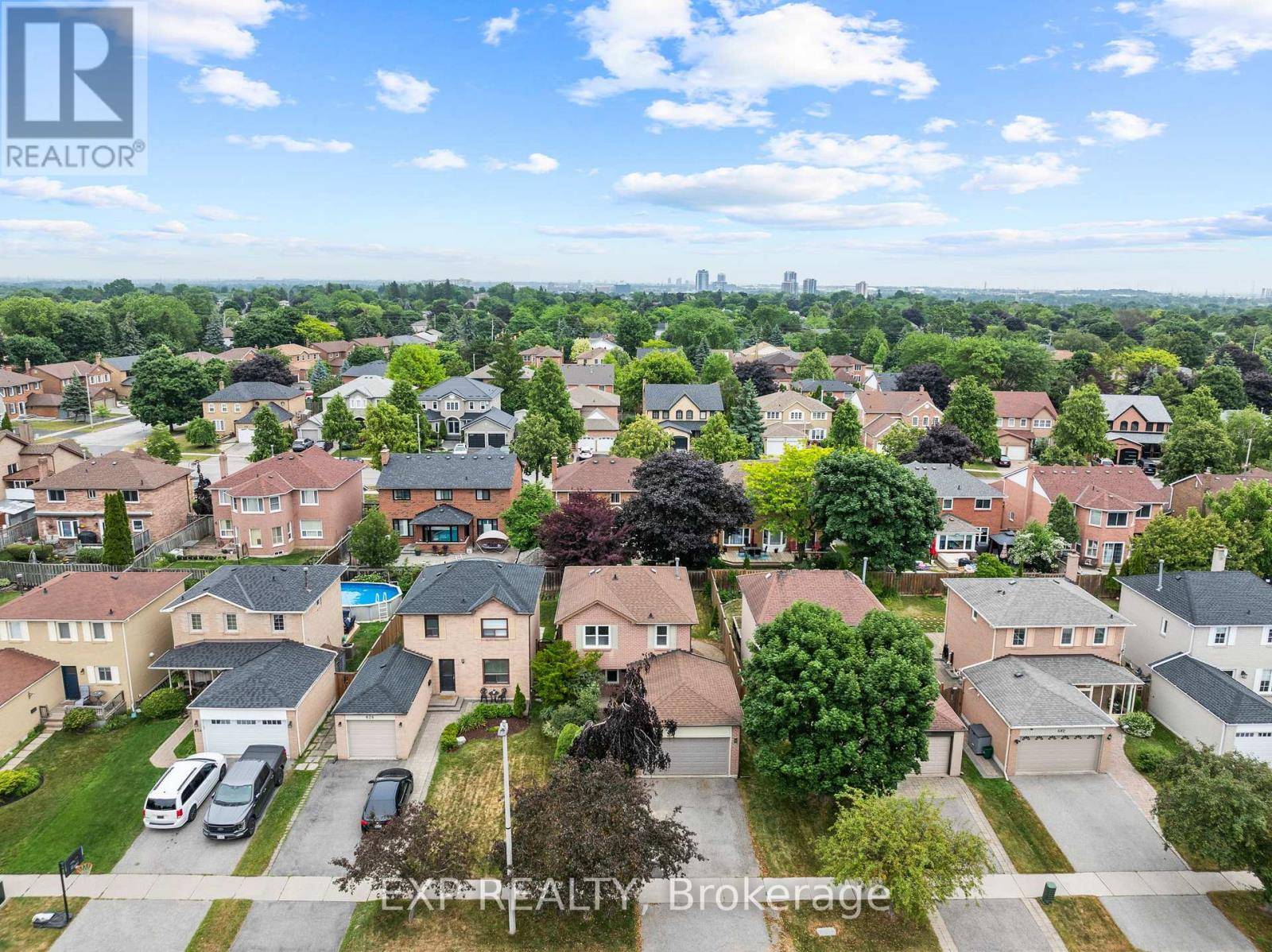 678 BECKWORTH SQUARE, Pickering (amberlea), ON L1V3X4