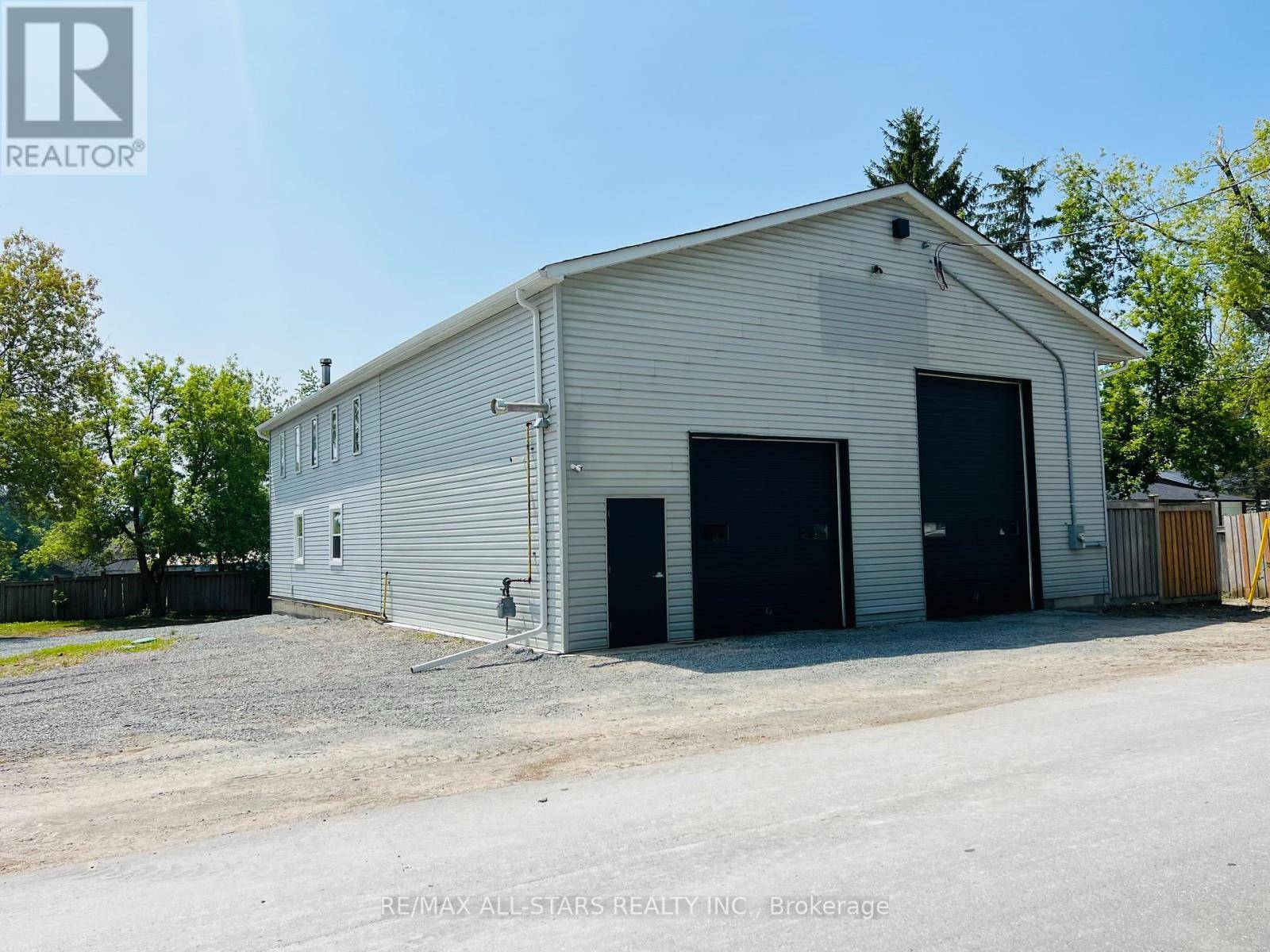 Scugog, ON L0C1H0,22990 HIGHWAY 12