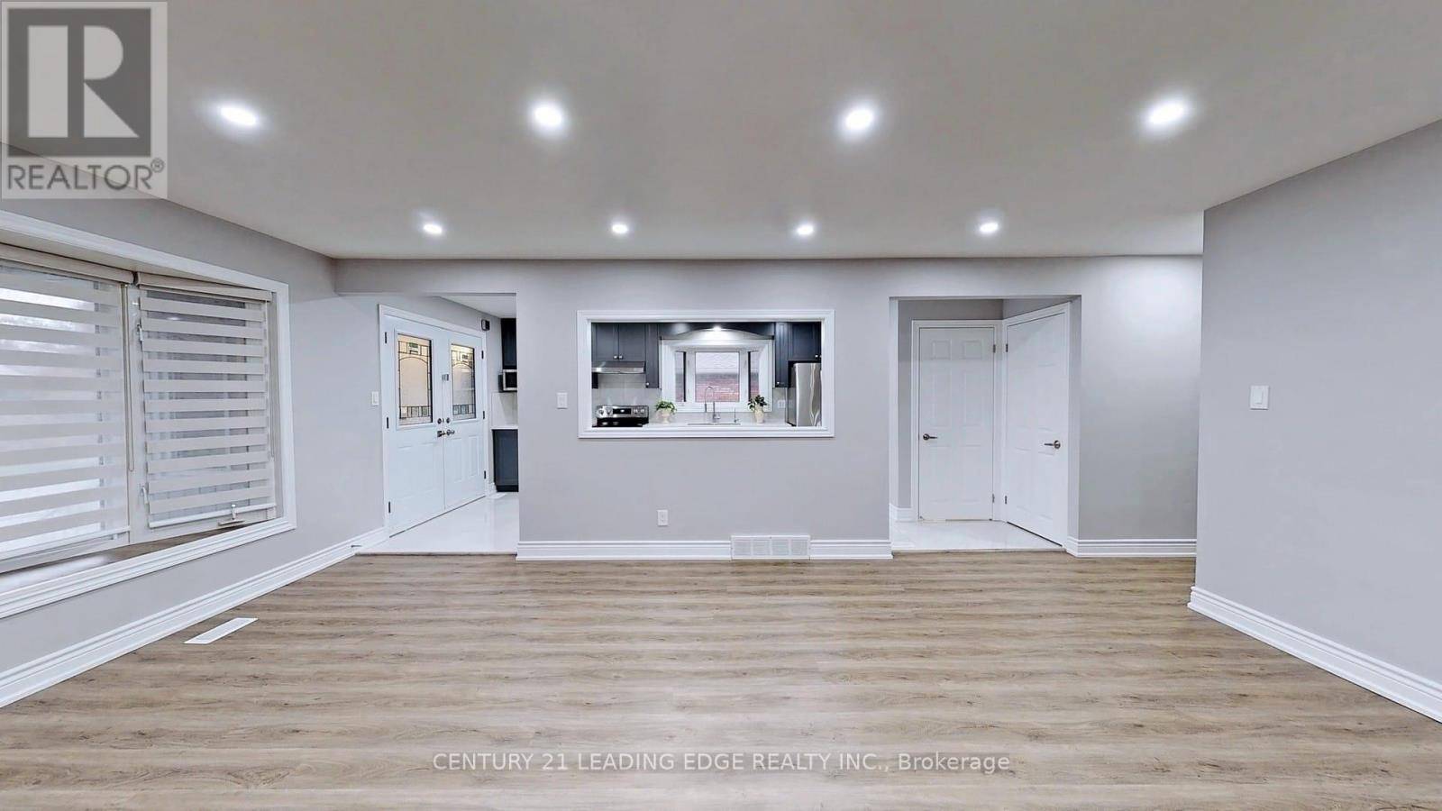 Whitby (downtown Whitby), ON L1N3B7,806 Beech ST West #Main