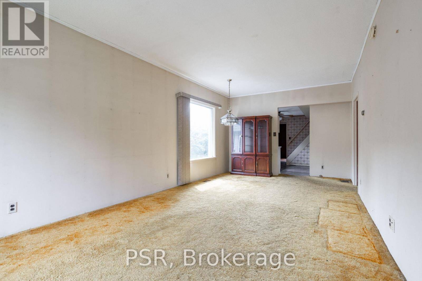 Oshawa (vanier), ON L1J1R3,157 COLLEGE AVENUE
